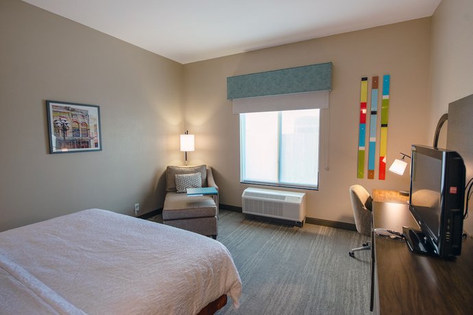 Imagen de la habitación del Hotel Hampton Inn And Suites Port Arthur. Foto 11