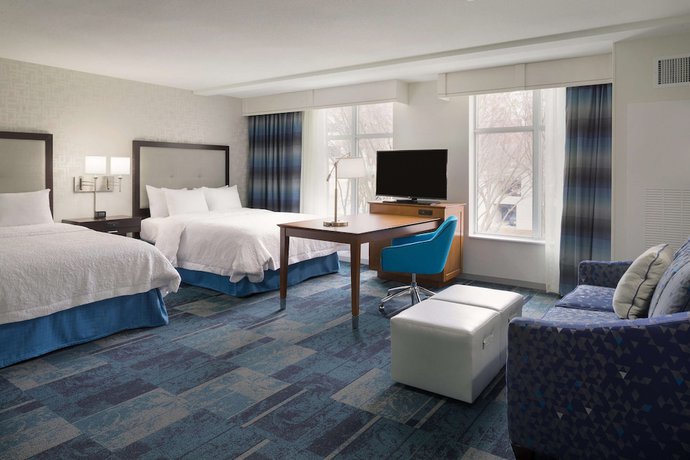 Imagen de la habitación del Hotel Hampton Inn And Suites Rosemont Chicago O'hare. Foto 9