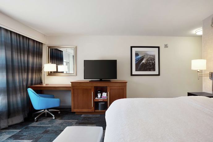 Imagen de la habitación del Hotel Hampton Inn And Suites Rosemont Chicago O'hare. Foto 12