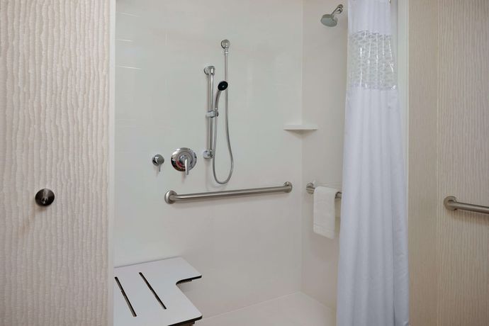 Imagen de la habitación del Hotel Hampton Inn And Suites Rosemont Chicago O'hare. Foto 15