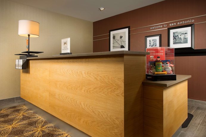 Imagen de los interiores del Hotel Hampton Inn And Suites San Antonio Northwest/medical Center. Foto 15