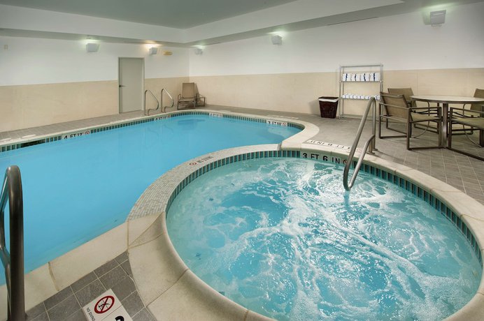 Imagen de la piscina del Hotel Hampton Inn And Suites San Antonio Northwest/medical Center. Foto 20