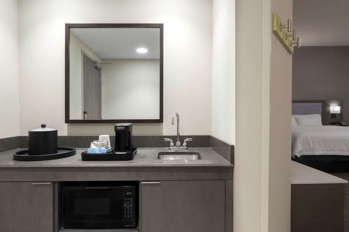 Imagen de la habitación del Hotel Hampton Inn And Suites St. Charles Old Town Area. Foto 7