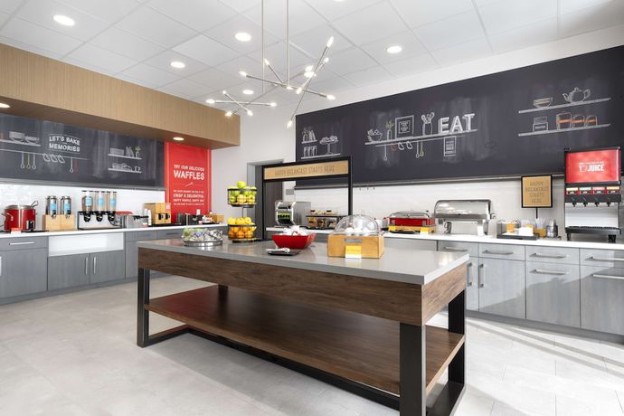Imagen del bar/restaurante del Hotel Hampton Inn And Suites St. Charles Old Town Area. Foto 4