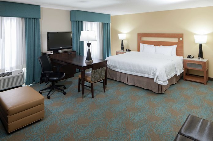 Imagen de la habitación del Hotel Hampton Inn And Suites St. Louis At Forest Park. Foto 2