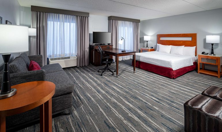 Imagen de la habitación del Hotel Hampton Inn And Suites St. Louis At Forest Park. Foto 7