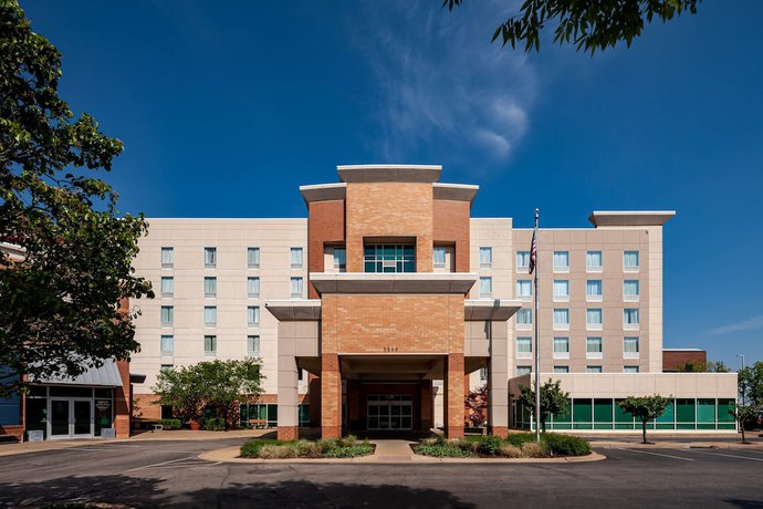Imagen general del Hotel Hampton Inn And Suites St. Louis At Forest Park. Foto 1