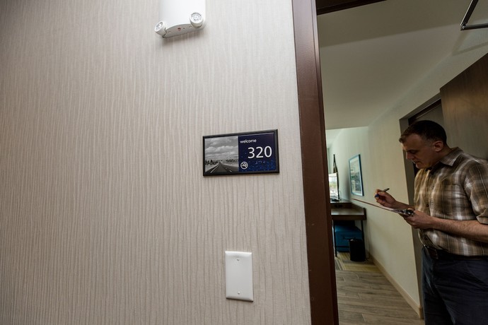 Imagen de la habitación del Hotel Hampton Inn And Suites Syracuse North Airport Area. Foto 2