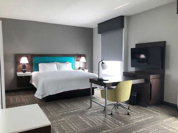 Imagen de la habitación del Hotel Hampton Inn And Suites Tampa Riverview Brandon. Foto 12