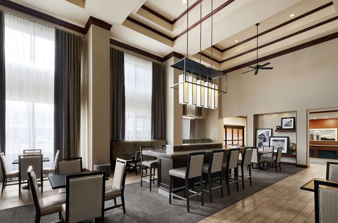 Imagen de los interiores del Hotel Hampton Inn And Suites Tulsa South-bixby. Foto 16