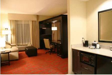 Imagen de la habitación del Hotel Hampton Inn And Suites Tulsa/catoosa. Foto 7