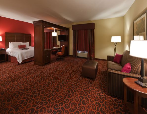 Imagen de los interiores del Hotel Hampton Inn And Suites University Area. Foto 14