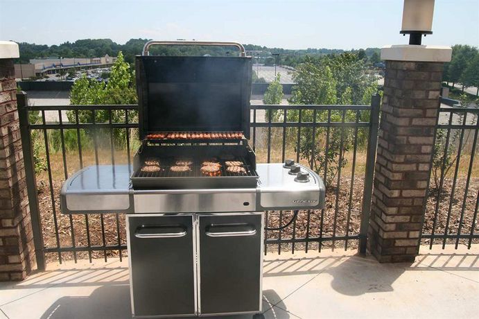 Imagen de la habitación del Hotel Hampton Inn And Suites University Area. Foto 5