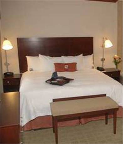 Imagen de la habitación del Hotel Hampton Inn And Suites Waxahachie. Foto 2