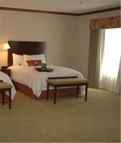 Imagen de la habitación del Hotel Hampton Inn And Suites Waxahachie. Foto 8