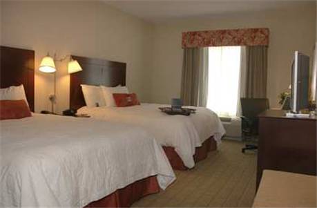 Imagen de la habitación del Hotel Hampton Inn And Suites Waxahachie. Foto 12