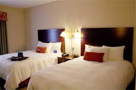 Imagen de la habitación del Hotel Hampton Inn And Suites Waxahachie. Foto 14