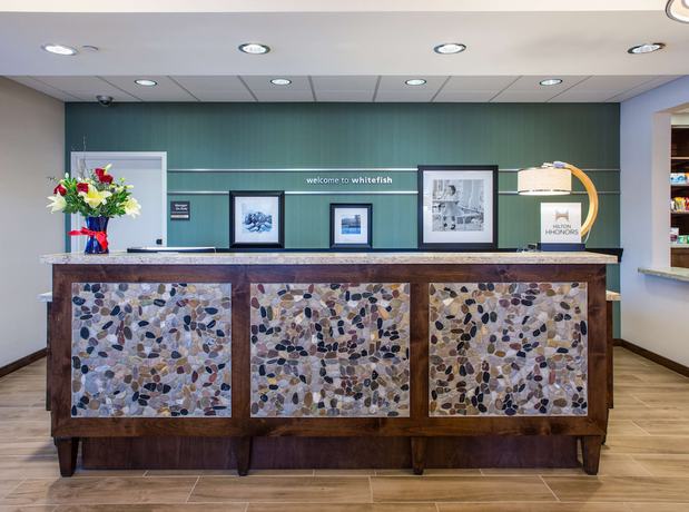 Imagen de los interiores del Hotel Hampton Inn And Suites Whitefish. Foto 17