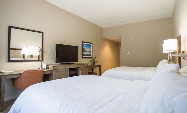 Imagen de la habitación del Hotel Hampton Inn And Suites Whitefish. Foto 13