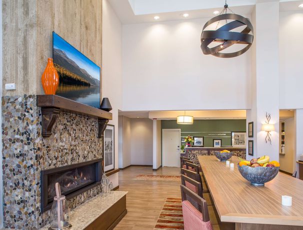 Imagen de los interiores del Hotel Hampton Inn And Suites Whitefish. Foto 20
