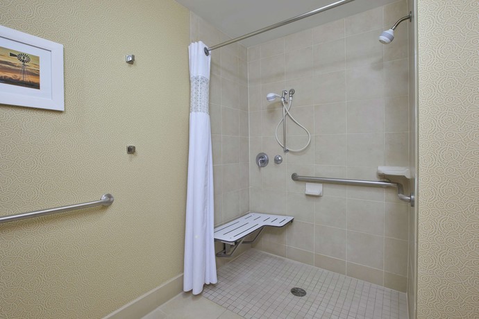 Imagen de la habitación del Hotel Hampton Inn And Suites Wichita Northeast. Foto 14