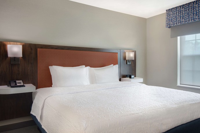 Imagen de la habitación del Hotel Hampton Inn And Suites Yonkers. Foto 9