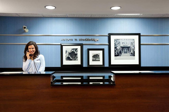Imagen de los interiores del Hotel Hampton Inn Atlanta - Stockbridge. Foto 9