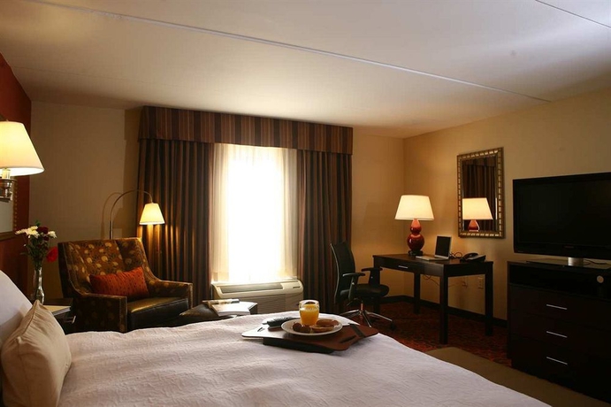 Imagen de la habitación del Hotel Hampton Inn Atlanta-canton. Foto 4