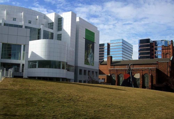 Imagen de los exteriores del Hotel Hampton Inn Atlanta-georgia Tech-downtown. Foto 8