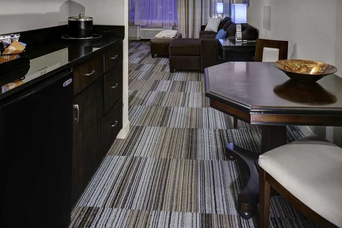 Imagen de los interiores del Hotel Hampton Inn Atlanta-georgia Tech-downtown. Foto 13