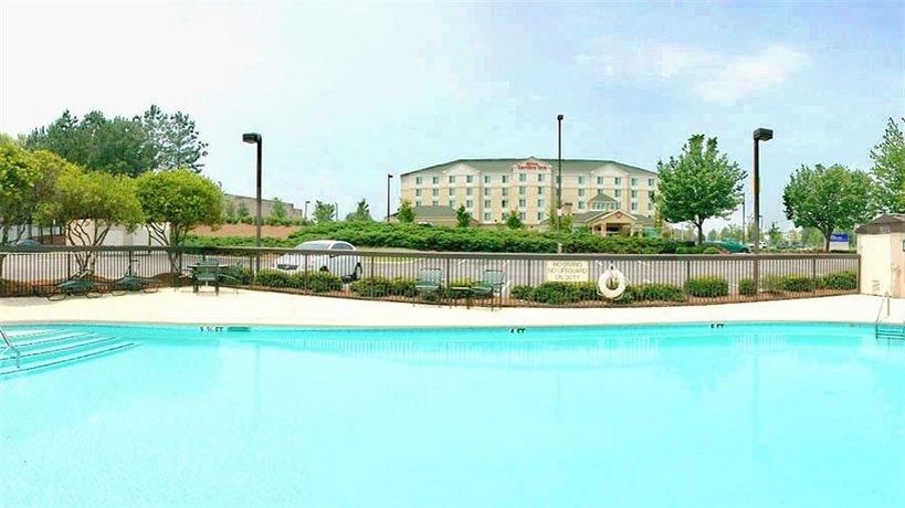 Imagen de la piscina del Hotel Hampton Inn Atlanta-town Center/kennesaw. Foto 15