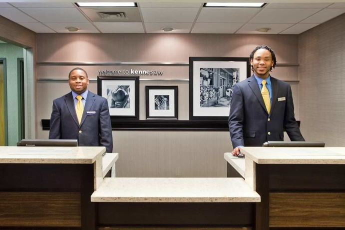 Imagen de los interiores del Hotel Hampton Inn Atlanta-town Center/kennesaw. Foto 13