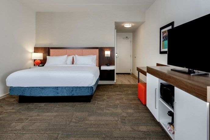Imagen de la habitación del Hotel Hampton Inn Baltimore Bayview Campus. Foto 13