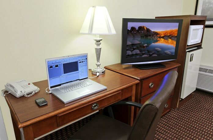Imagen de la habitación del Hotel Hampton Inn Baltimore/glen Burnie. Foto 18