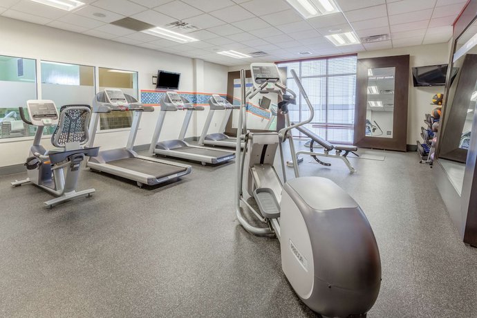 Imagen de los interiores del Hotel Hampton Inn Baltimore/owings Mills. Foto 17