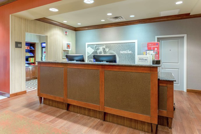 Imagen de los interiores del Hotel Hampton Inn Baltimore/owings Mills. Foto 18