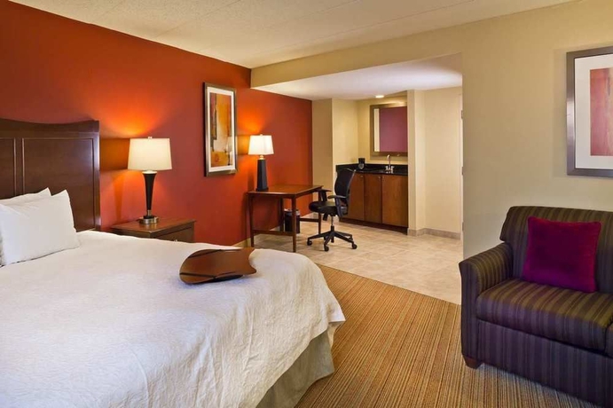 Imagen de la habitación del Hotel Hampton Inn Baltimore/white Marsh. Foto 7