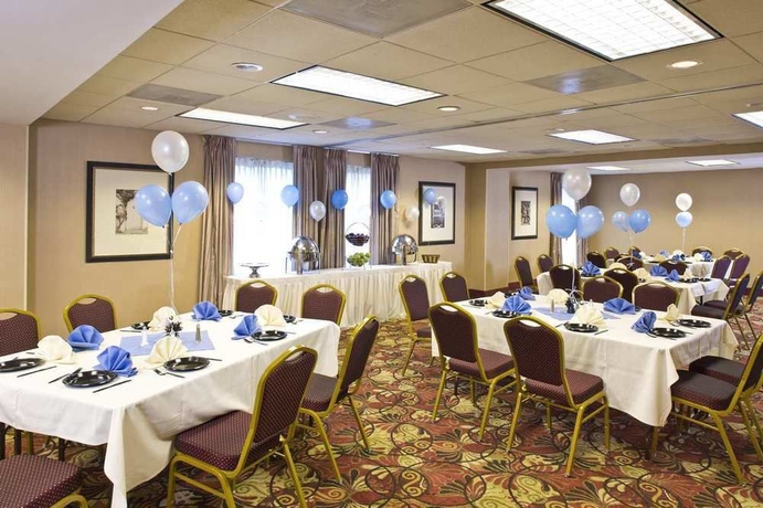 Imagen de los interiores del Hotel Hampton Inn Baltimore/white Marsh. Foto 14