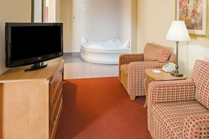 Imagen de la habitación del Hotel Hampton Inn Bardstown. Foto 10