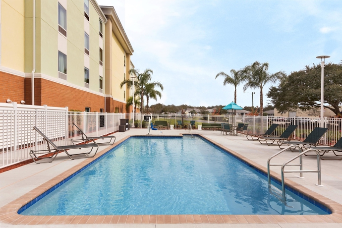Imagen de la piscina del Hotel Hampton Inn - Bartow. Foto 19