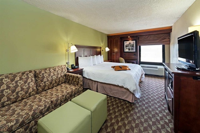 Imagen de los interiores del Hotel Hampton Inn Baton Rouge - I-10 and College Dr.. Foto 11
