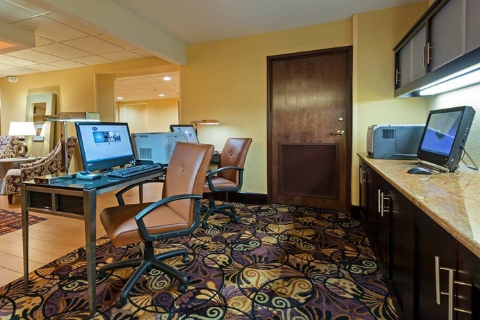 Imagen de los interiores del Hotel Hampton Inn Baton Rouge - I-10 and College Dr.. Foto 12