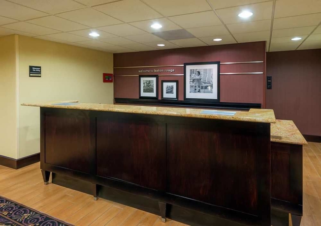 Imagen de los interiores del Hotel Hampton Inn Baton Rouge - I-10 and College Dr.. Foto 16