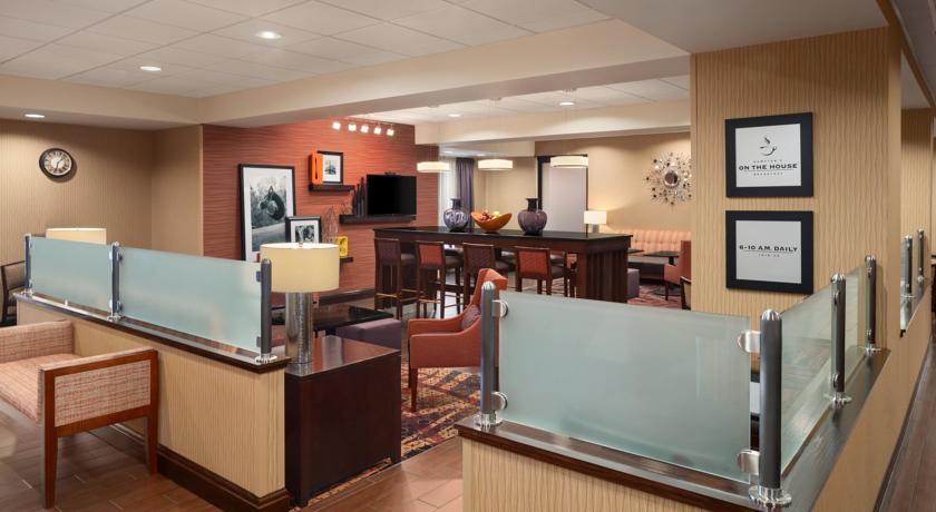 Imagen general del Hotel Hampton Inn Belle Vernon. Foto 5