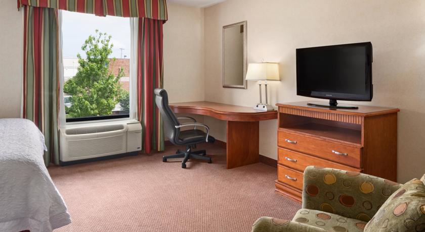 Imagen general del Hotel Hampton Inn Belle Vernon. Foto 9