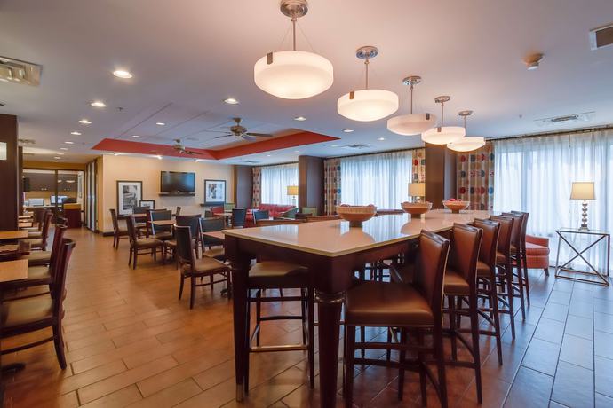 Imagen de los interiores del Hotel Hampton Inn Bellevue / Nashville-i-40 West. Foto 19
