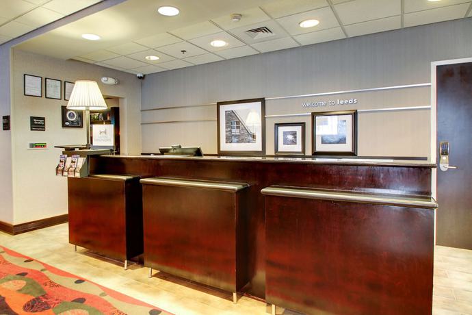 Imagen de los interiores del Hotel Hampton Inn Birmingham Leeds. Foto 19