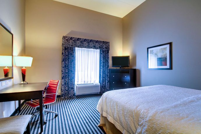 Imagen de la habitación del Hotel Hampton Inn Birmingham Leeds. Foto 9