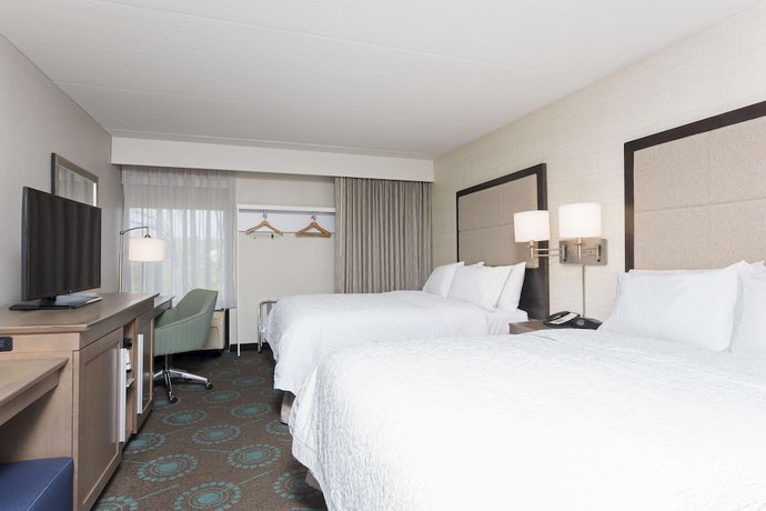 Imagen de la habitación del Hotel Hampton Inn Bloomington. Foto 17