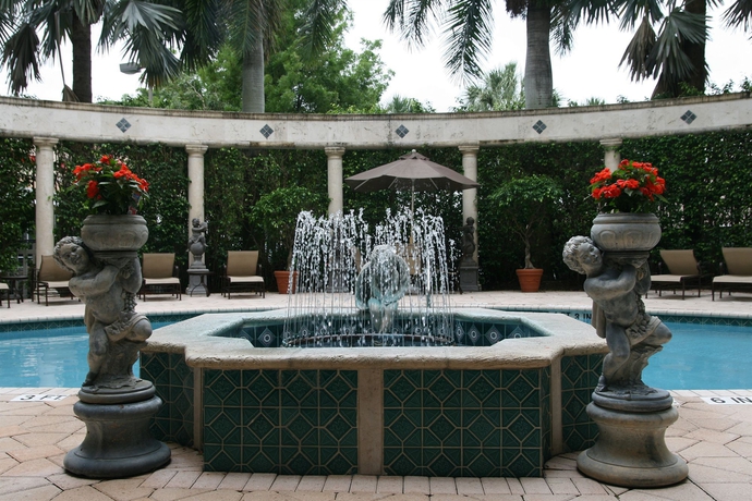 Imagen de la piscina del Hotel Hampton Inn Boca Raton. Foto 9